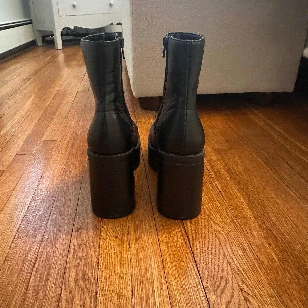 Madden Girl Platform Boots - Picture 4 of 5